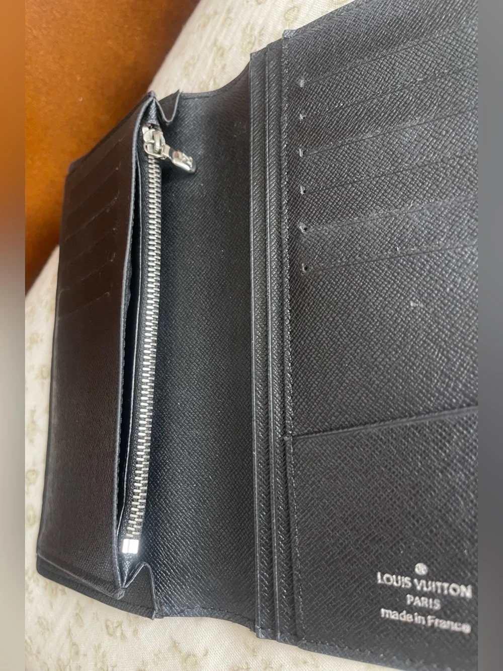 LOUIS VUITTON Damier Graphite Brazza Wallet
